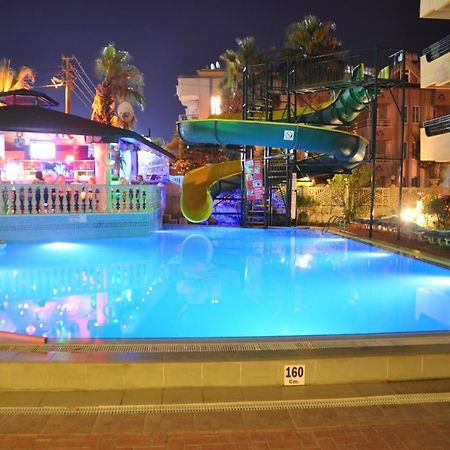 Maxwell Holiday Club Μαρμαρίς Εξωτερικό φωτογραφία