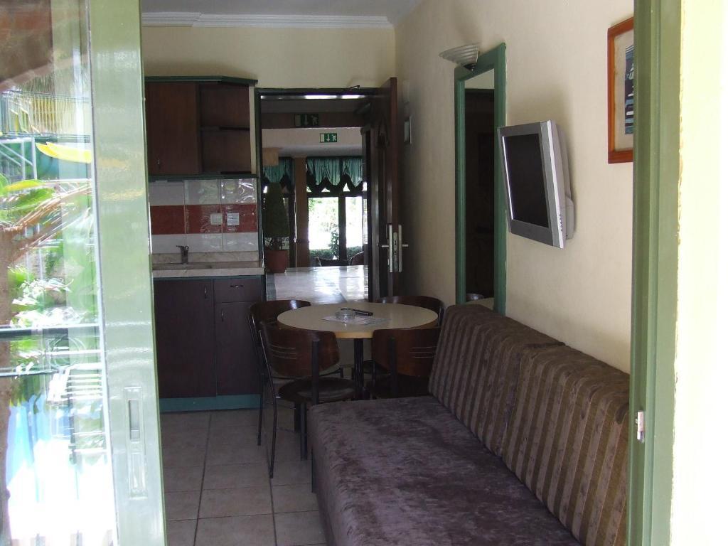 Maxwell Holiday Club Μαρμαρίς Εξωτερικό φωτογραφία
