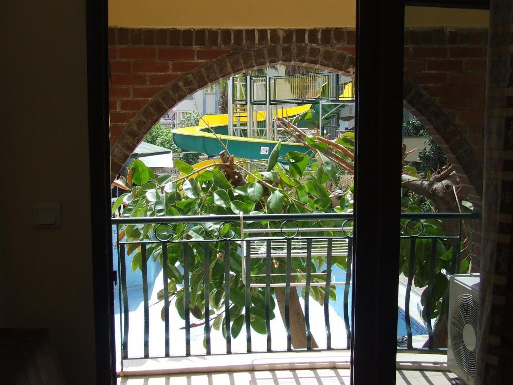 Maxwell Holiday Club Μαρμαρίς Εξωτερικό φωτογραφία
