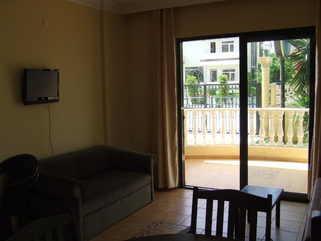Maxwell Holiday Club Μαρμαρίς Εξωτερικό φωτογραφία
